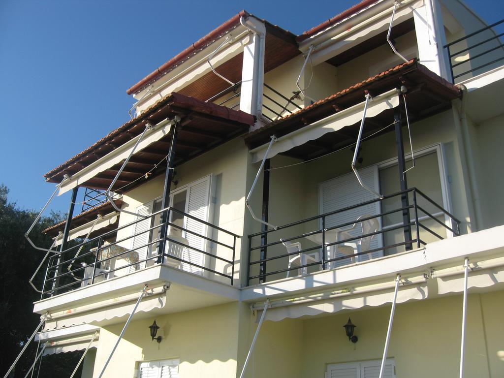 Areti Studios Paramonas  Exterior photo
