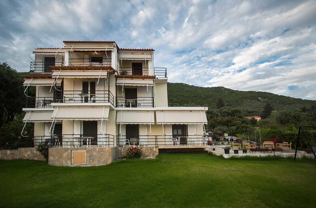 Areti Studios Paramonas  Exterior photo
